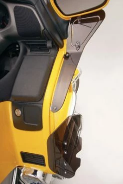 Show Chrome Accessories Lower Wind Deflector